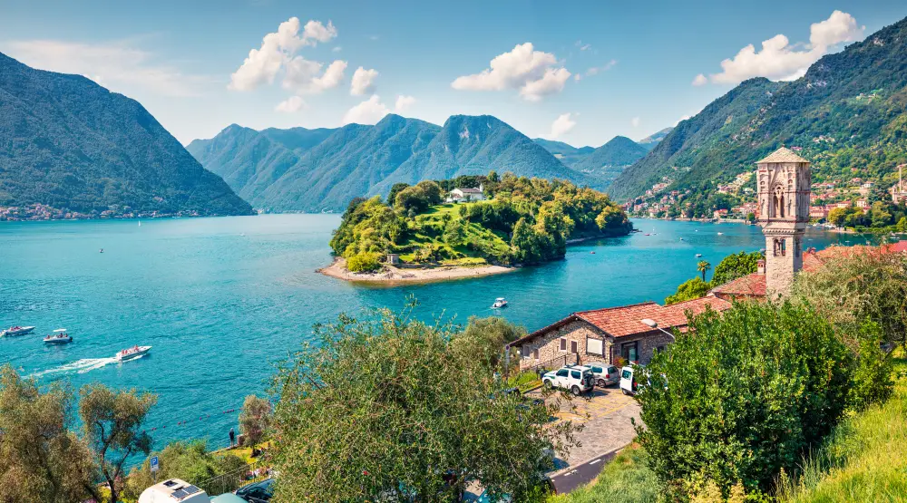 Lago Lario: il cuore nascosto della bellezza italiana